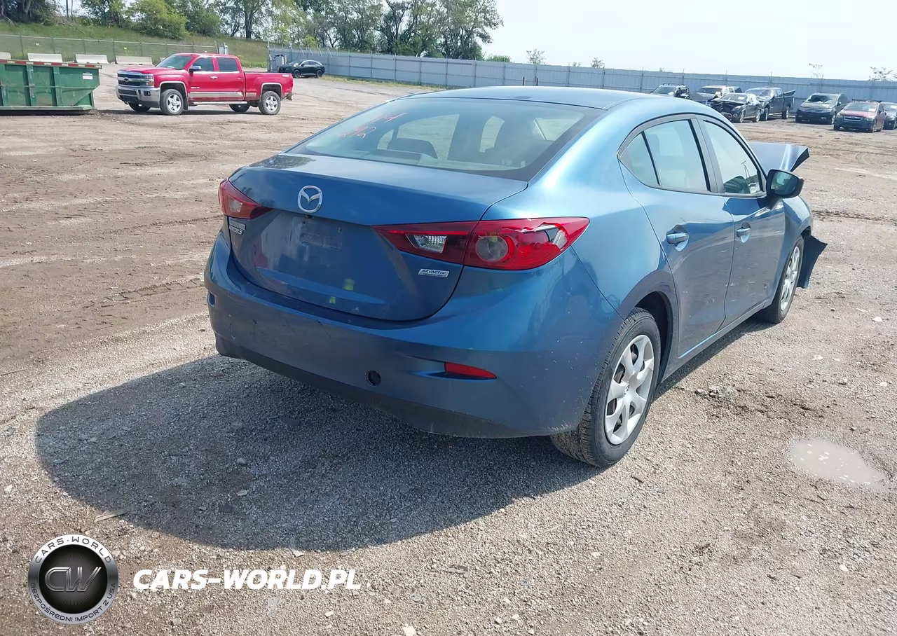 2017 Mazda Mazda3 Sport VIN:3MZBN1U79HM124720 - 4