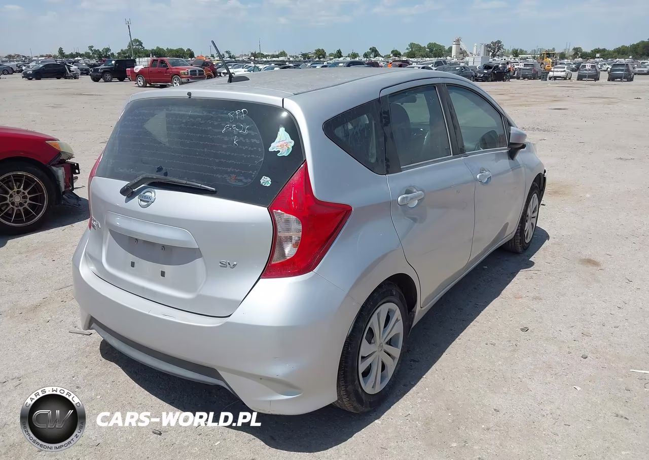 2017 Nissan Versa Note Sv VIN:3N1CE2CP5HL374866 - 4