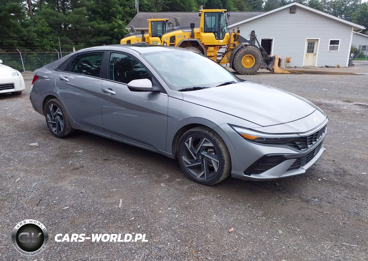2025 Hyundai Elantra Sel