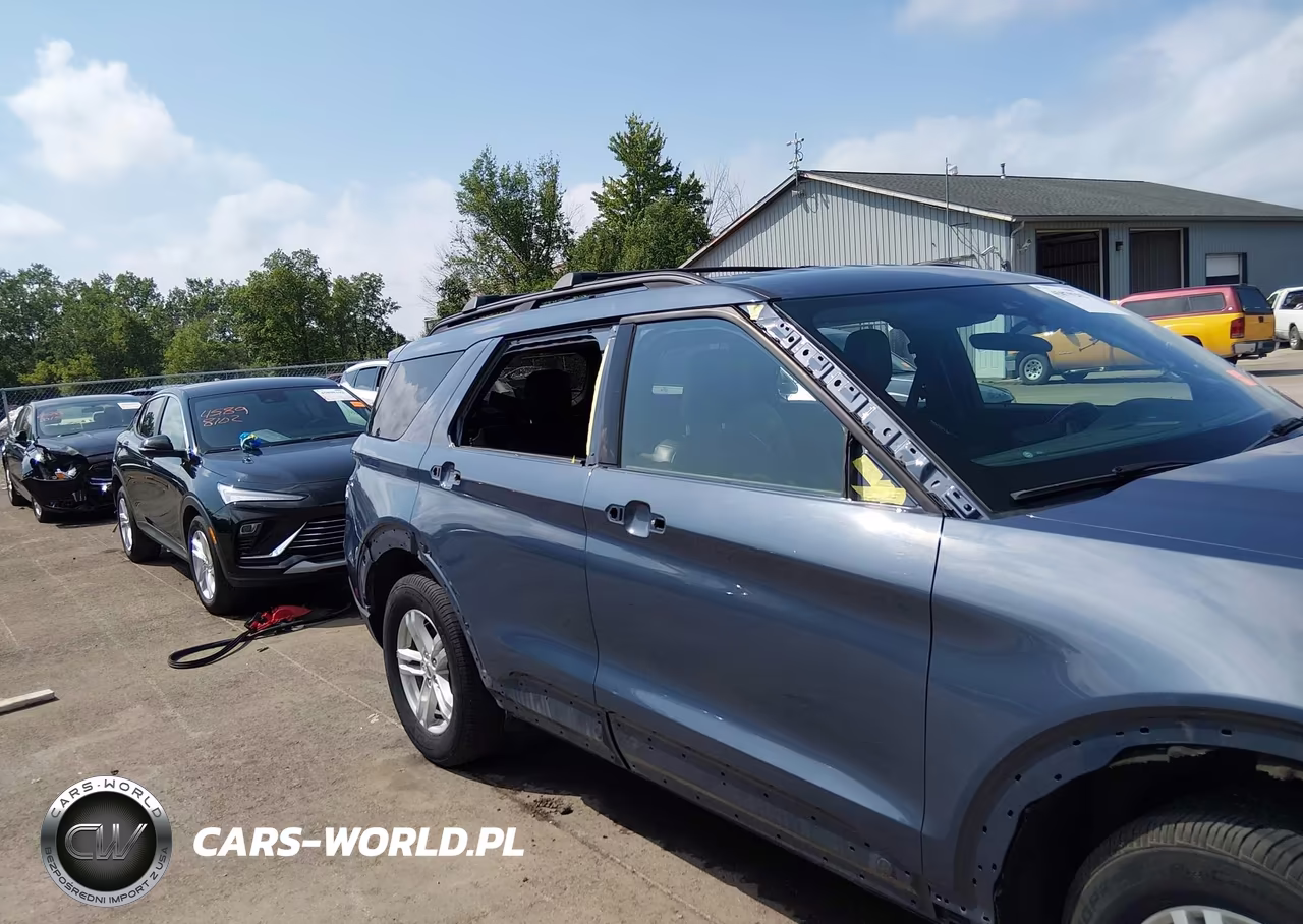 2021 Ford Explorer Xlt VIN:1FMSK8DH2MGA13441 - 14