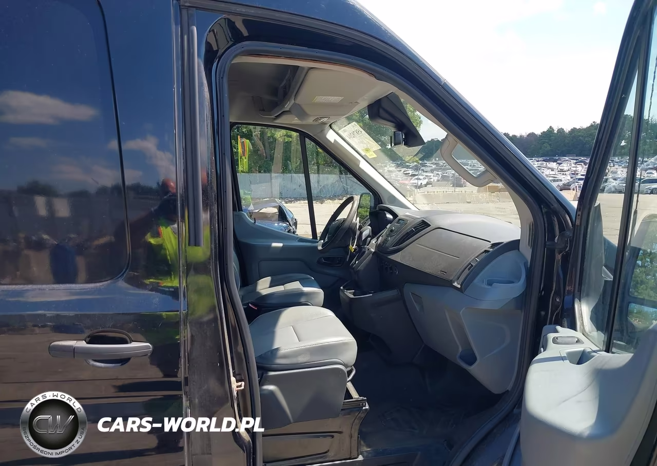 2016 Ford Transit-250 VIN:1FTYR2CM8GKA20692 - 5