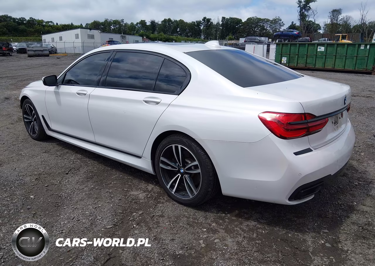 2018 BMW Alpina B7 xDrive VIN:WBA7F2C57JG424877 - 3