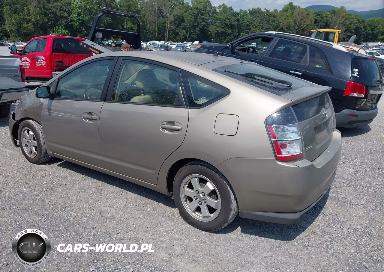 2004 Toyota Prius VIN:JTDKB20UX40055532 - 3