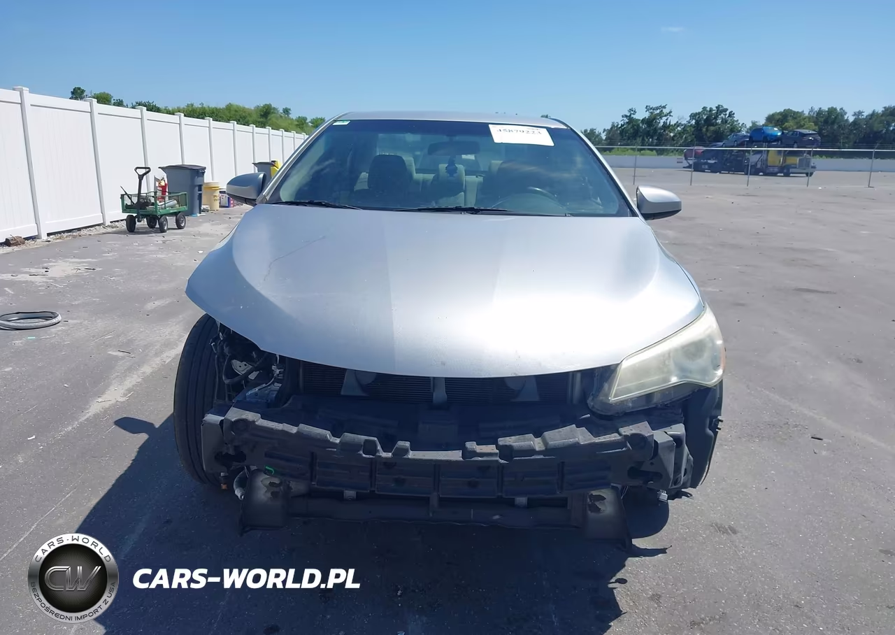 2015 Toyota Camry Le VIN:4T1BF1FK0FU101333 - 13
