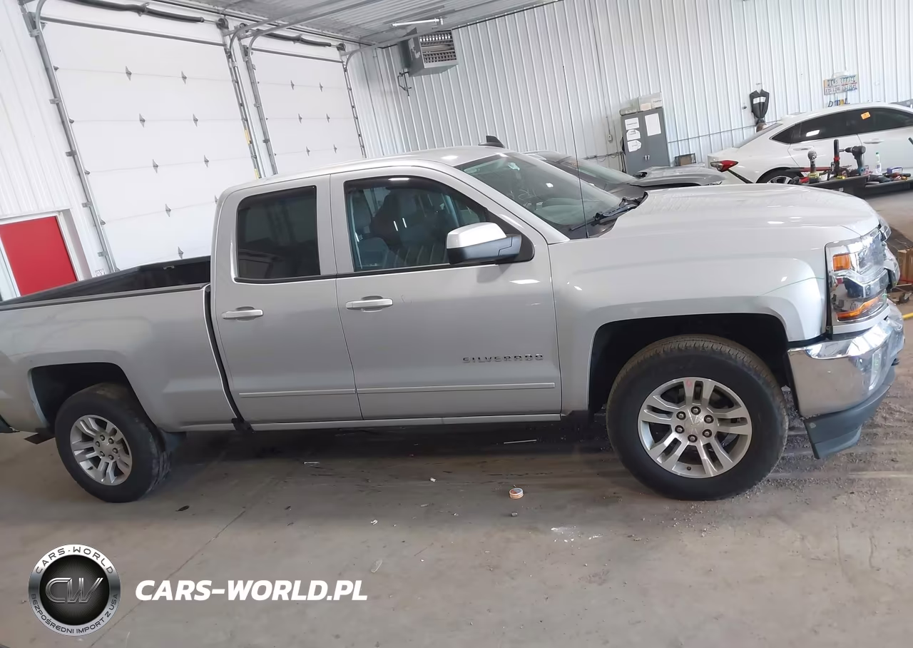 2018 Chevrolet Silverado 1500 1Lt VIN:1GCVKREC3JZ355636 - 13