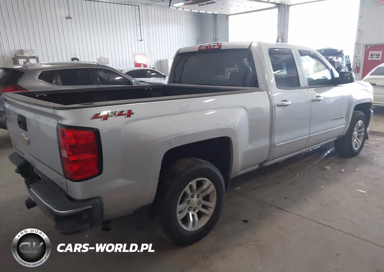 2018 Chevrolet Silverado 1500 1Lt VIN:1GCVKREC3JZ355636 - 4