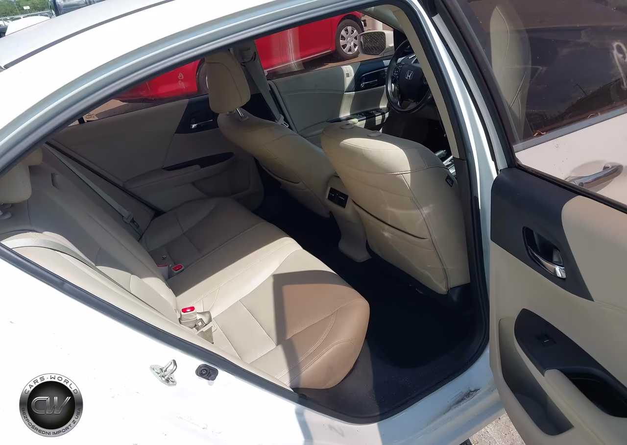 2017 Honda Accord Ex-L VIN:1HGCR2F85HA125305 - 8