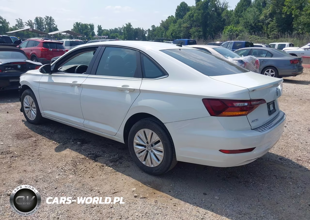 2019 Volkswagen Jetta S VIN:3VWC57BU5KM199681 - 3