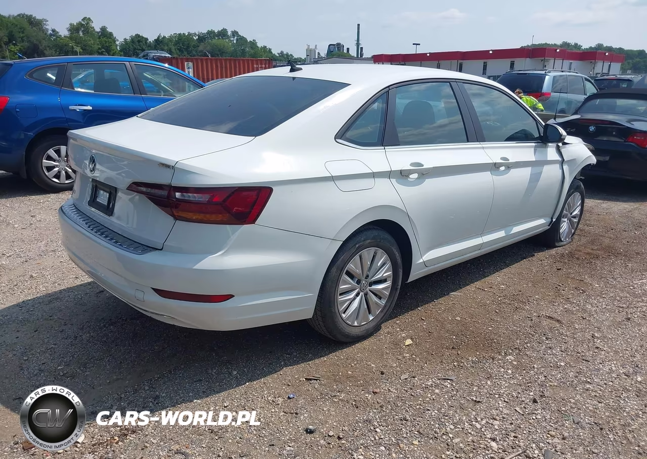 2019 Volkswagen Jetta S VIN:3VWC57BU5KM199681 - 4