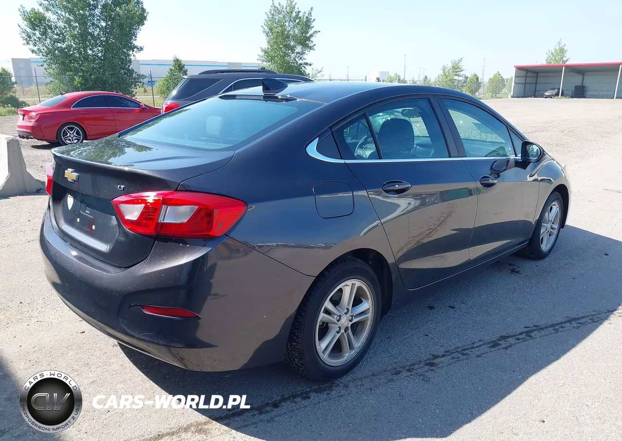 2017 Chevrolet Cruze Lt Auto VIN:1G1BE5SM0H7166716 - 4