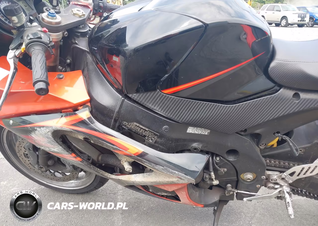 2007 Suzuki Gsx-R1000 VIN:JS1GT77A872107612 - 8