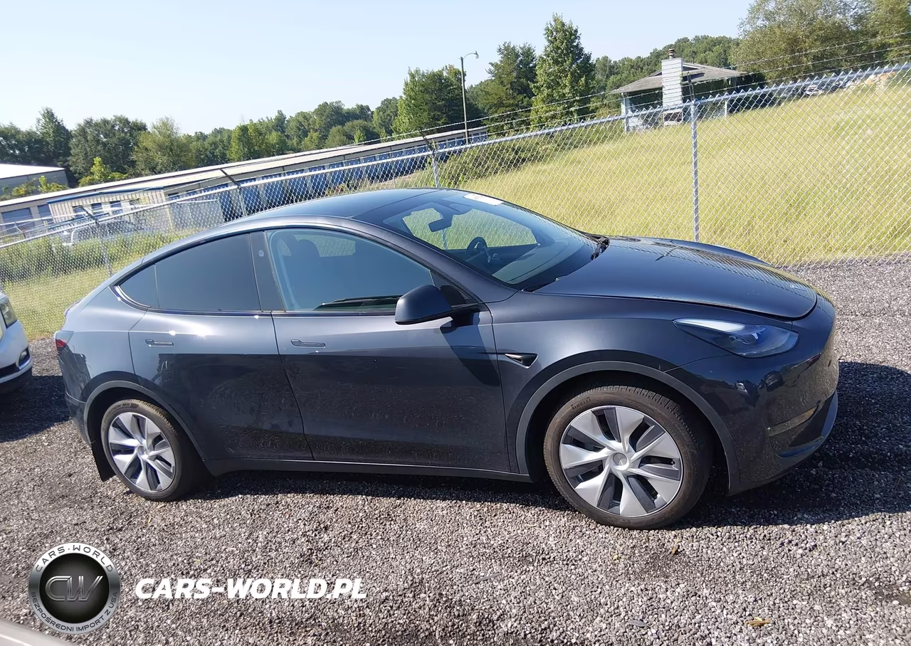 2024 Tesla Model Y Long Range Dual Motor All-Wheel Drive VIN:7SAYGDEE7RA270433 - 15