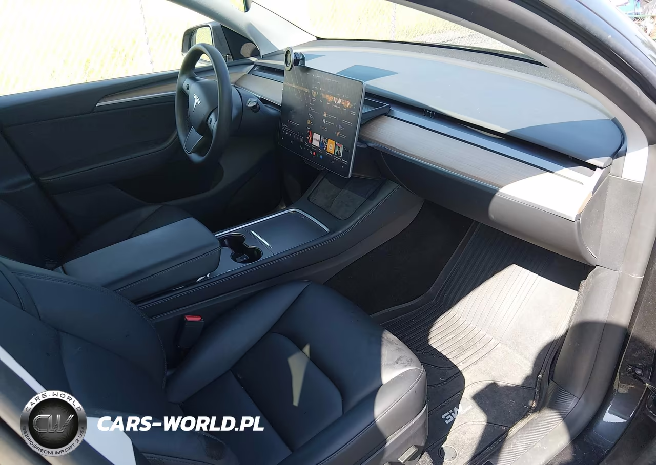 2024 Tesla Model Y Long Range Dual Motor All-Wheel Drive VIN:7SAYGDEE7RA270433 - 5