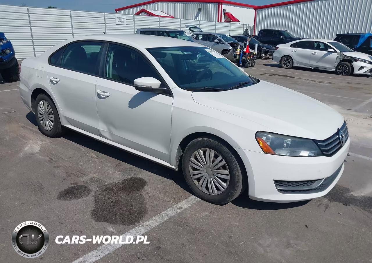 2015 Volkswagen Passat 1.8T S – zdjęcie 1 z 17