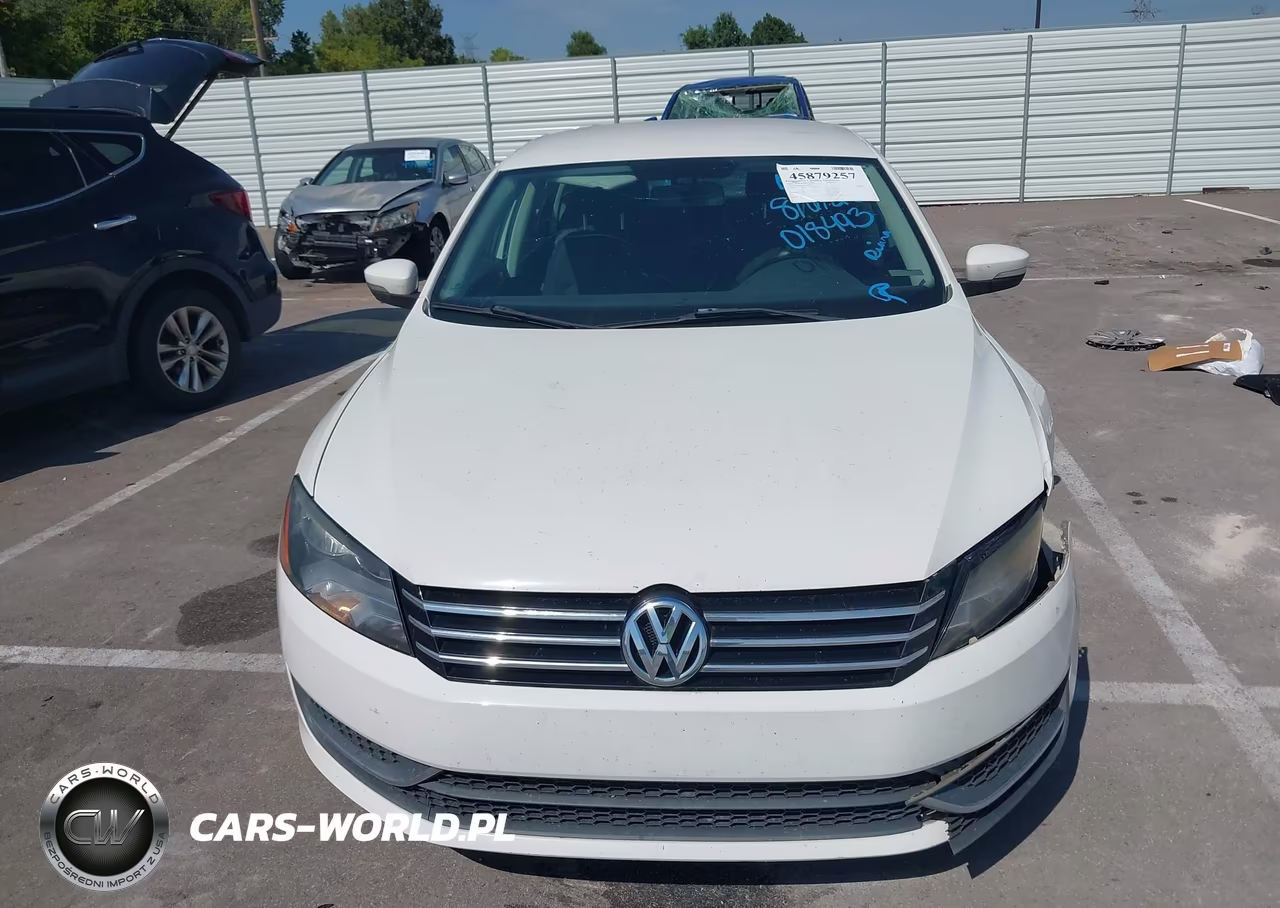 2015 Volkswagen Passat 1.8T S VIN:1VWAS7A3XFC018493 - 13