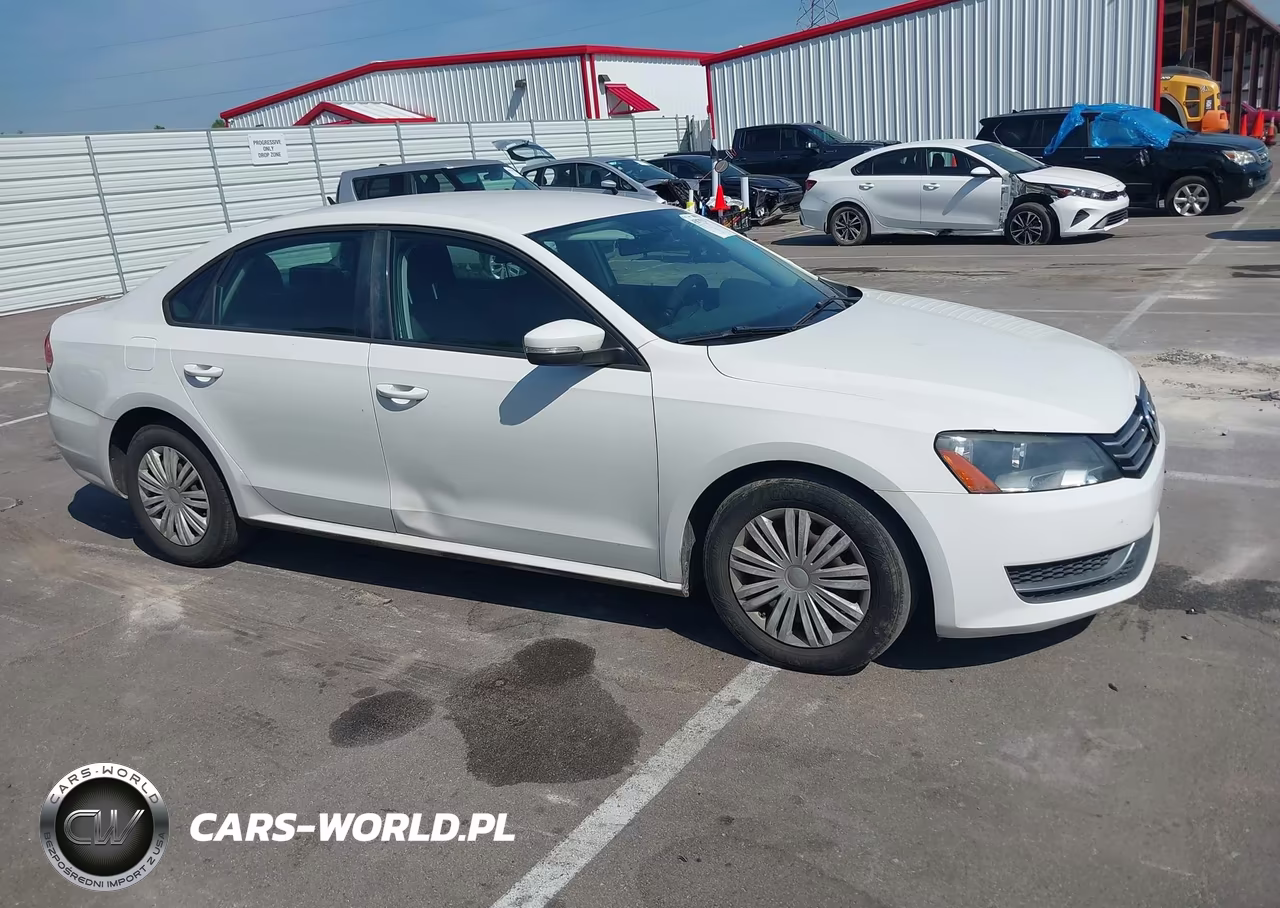 2015 Volkswagen Passat 1.8T S VIN:1VWAS7A3XFC018493 - 14