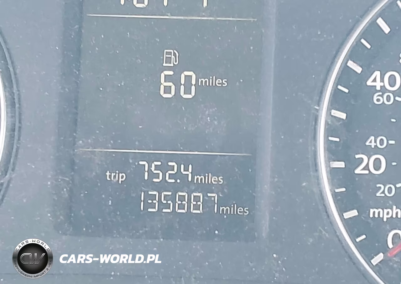 2015 Volkswagen Passat 1.8T S VIN:1VWAS7A3XFC018493 - 16