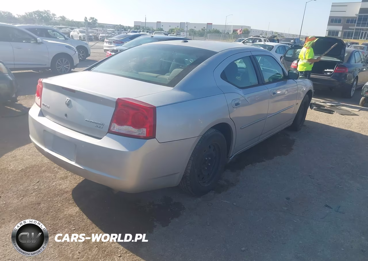 2010 Dodge Charger Sxt VIN:2B3CA3CV7AH196570 - 4