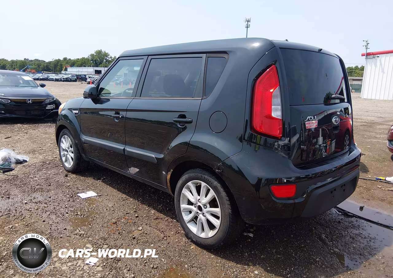 2012 Kia Soul VIN:KNDJT2A56C7747423 - 3