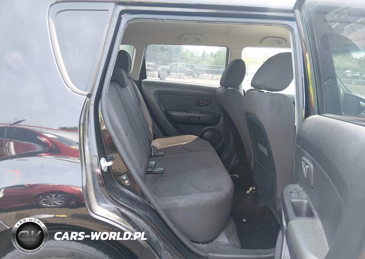 2012 Kia Soul VIN:KNDJT2A56C7747423 - 8