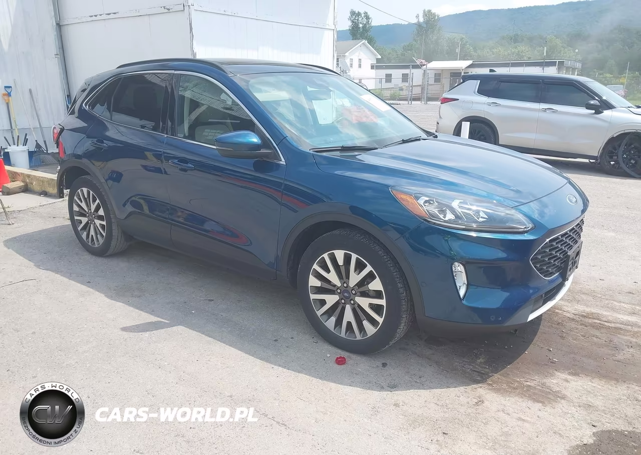 2020 Ford Escape Titanium – zdjęcie 1 z 17
