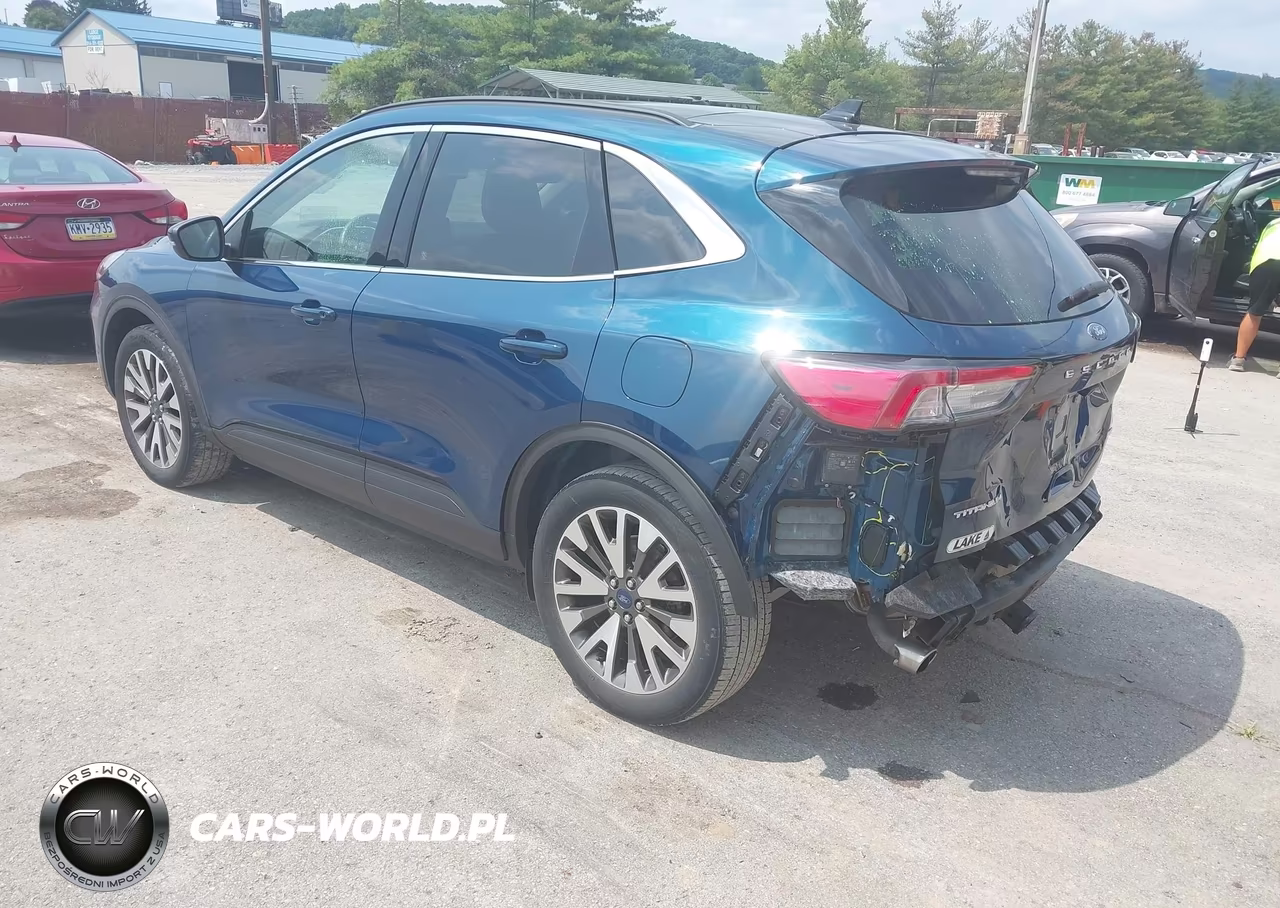 2020 Ford Escape Titanium VIN:1FMCU9J97LUA21309 - 3