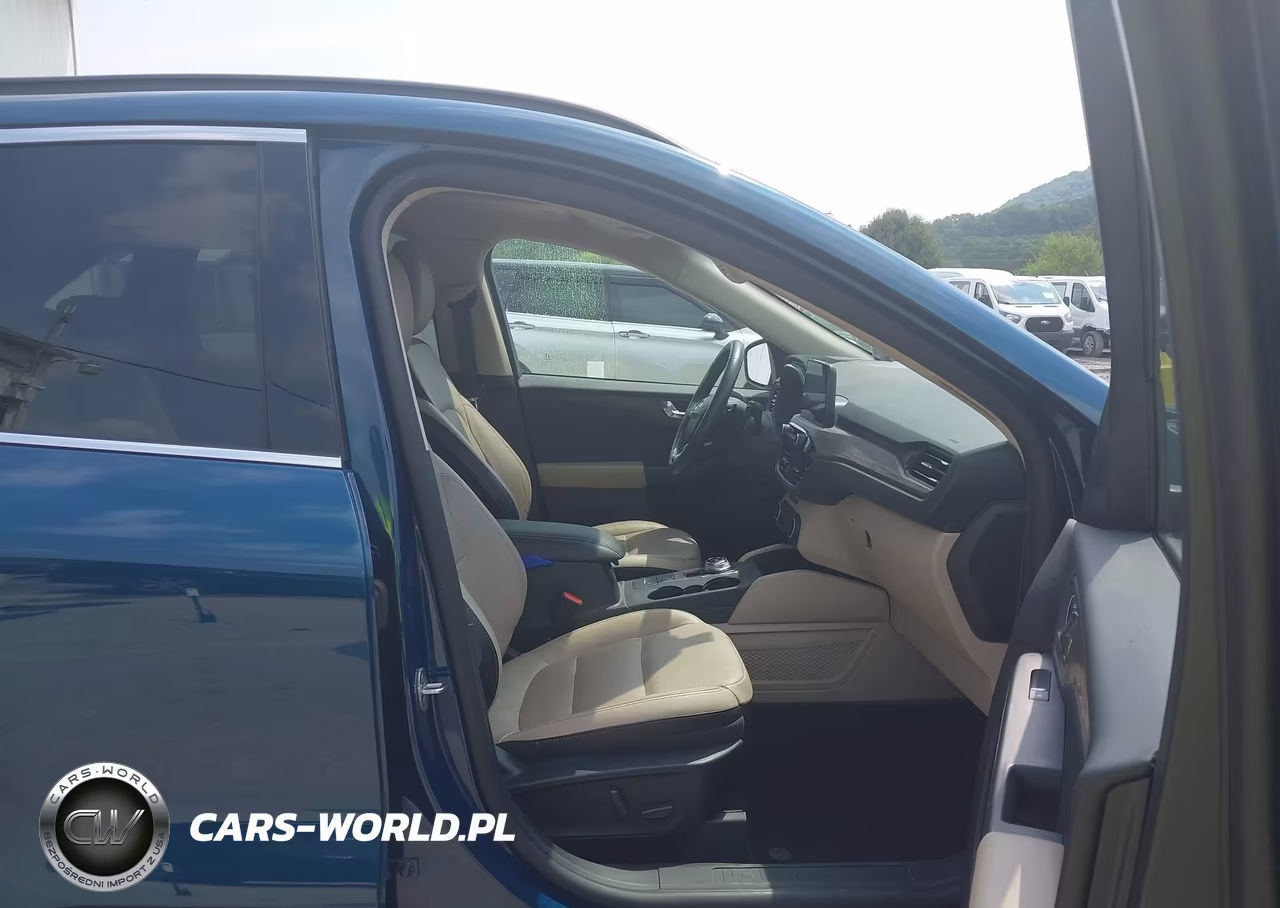 2020 Ford Escape Titanium VIN:1FMCU9J97LUA21309 - 5