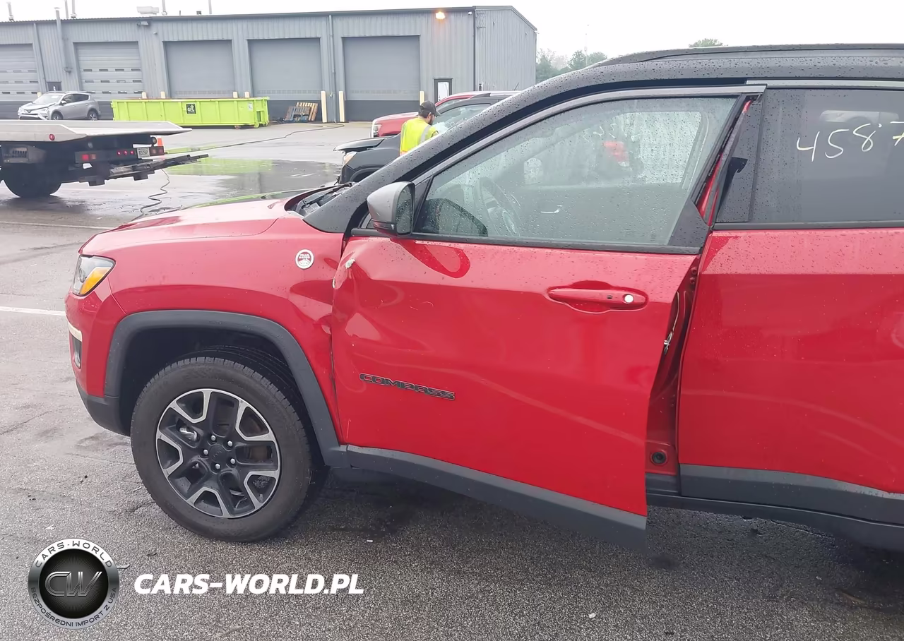 2019 Jeep Compass Trailhawk 4X4 VIN:3C4NJDDBXKT671574 - 6