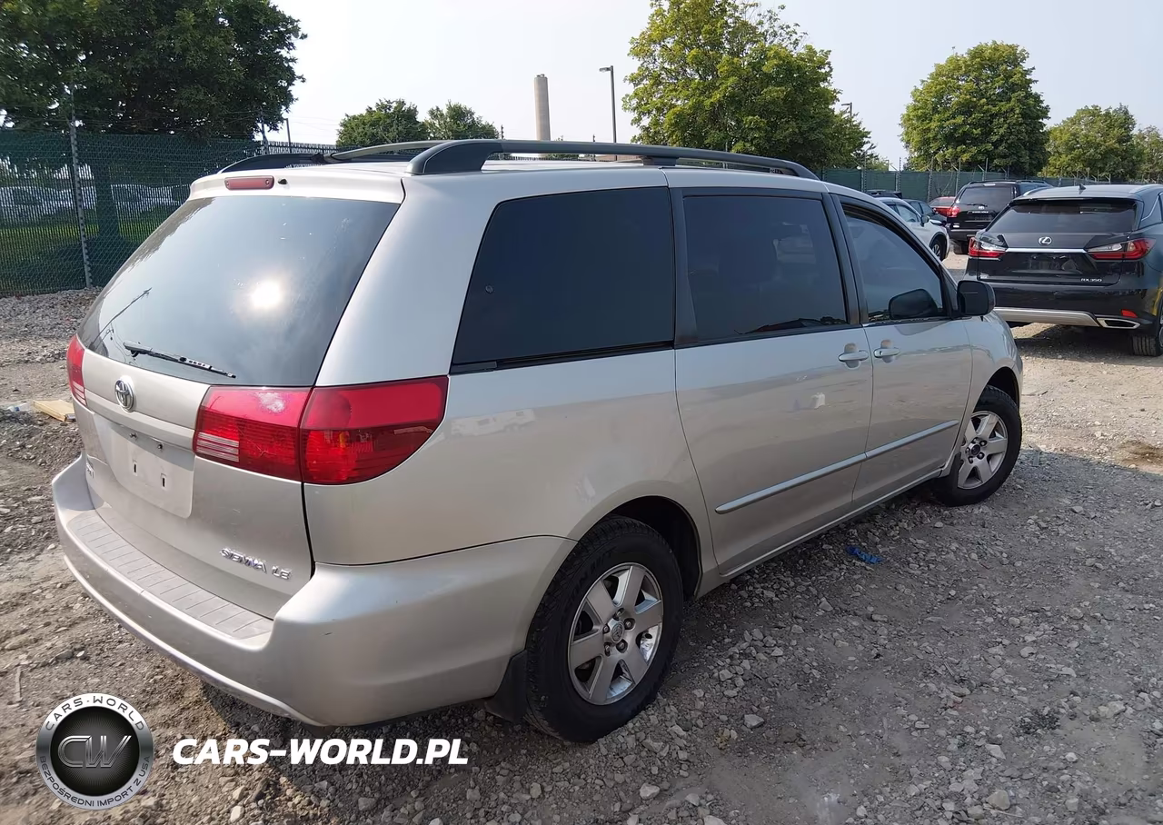 2004 Toyota Sienna Le VIN:5TDZA23C64S216752 - 4