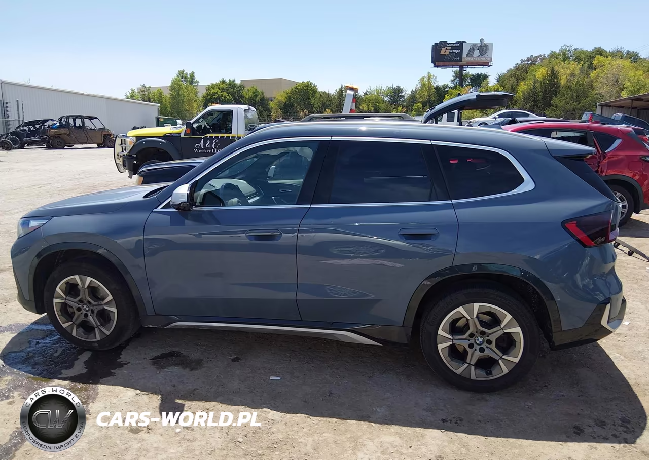 2023 BMW X1 xDrive28I VIN:WBX73EF02P5W53195 - 14