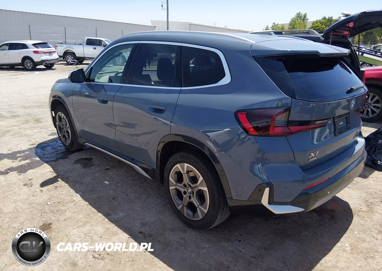 2023 BMW X1 xDrive28I VIN:WBX73EF02P5W53195 - 3
