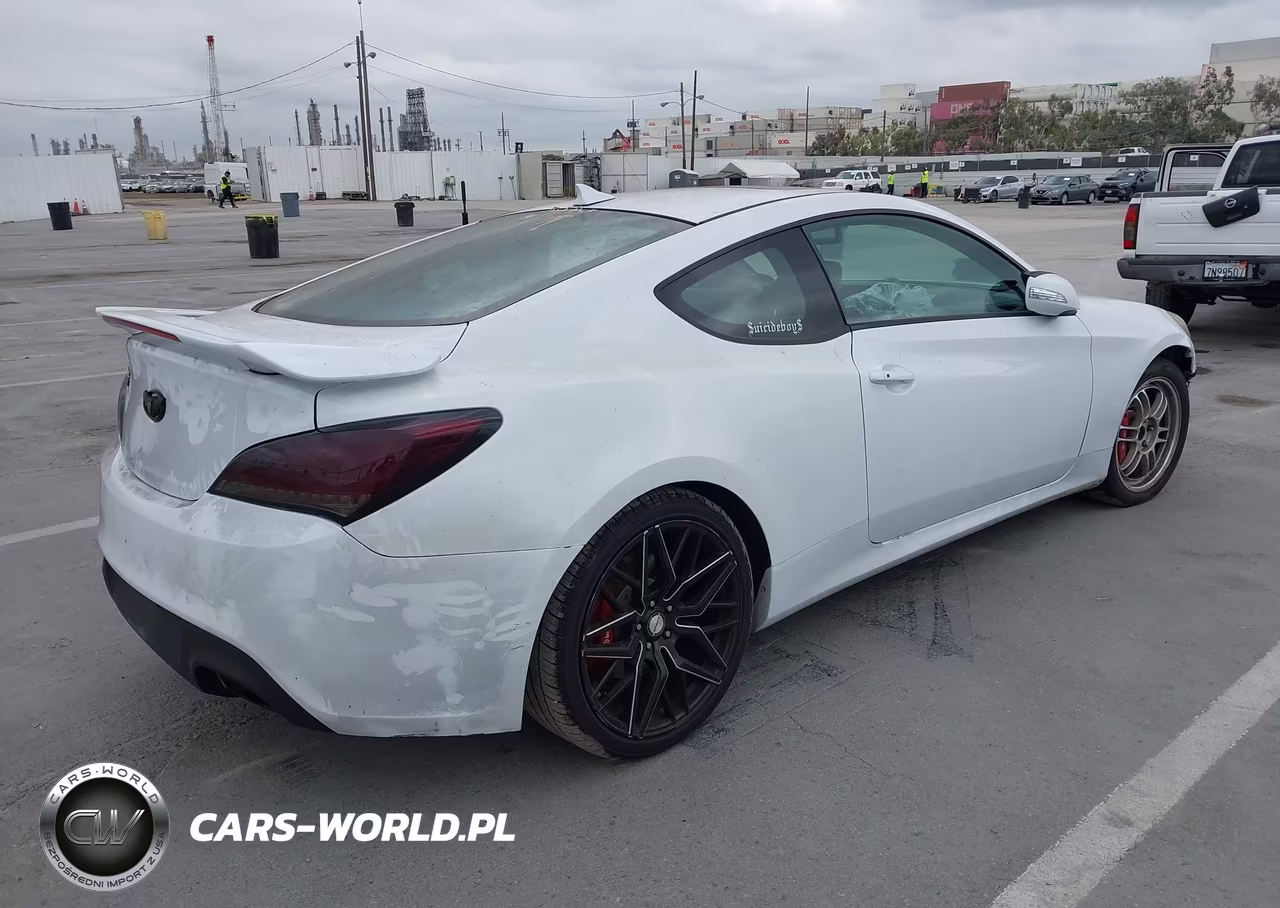 2015 Hyundai Genesis 3.8 Ultimate VIN:KMHHU6KJ6FU127932 - 4