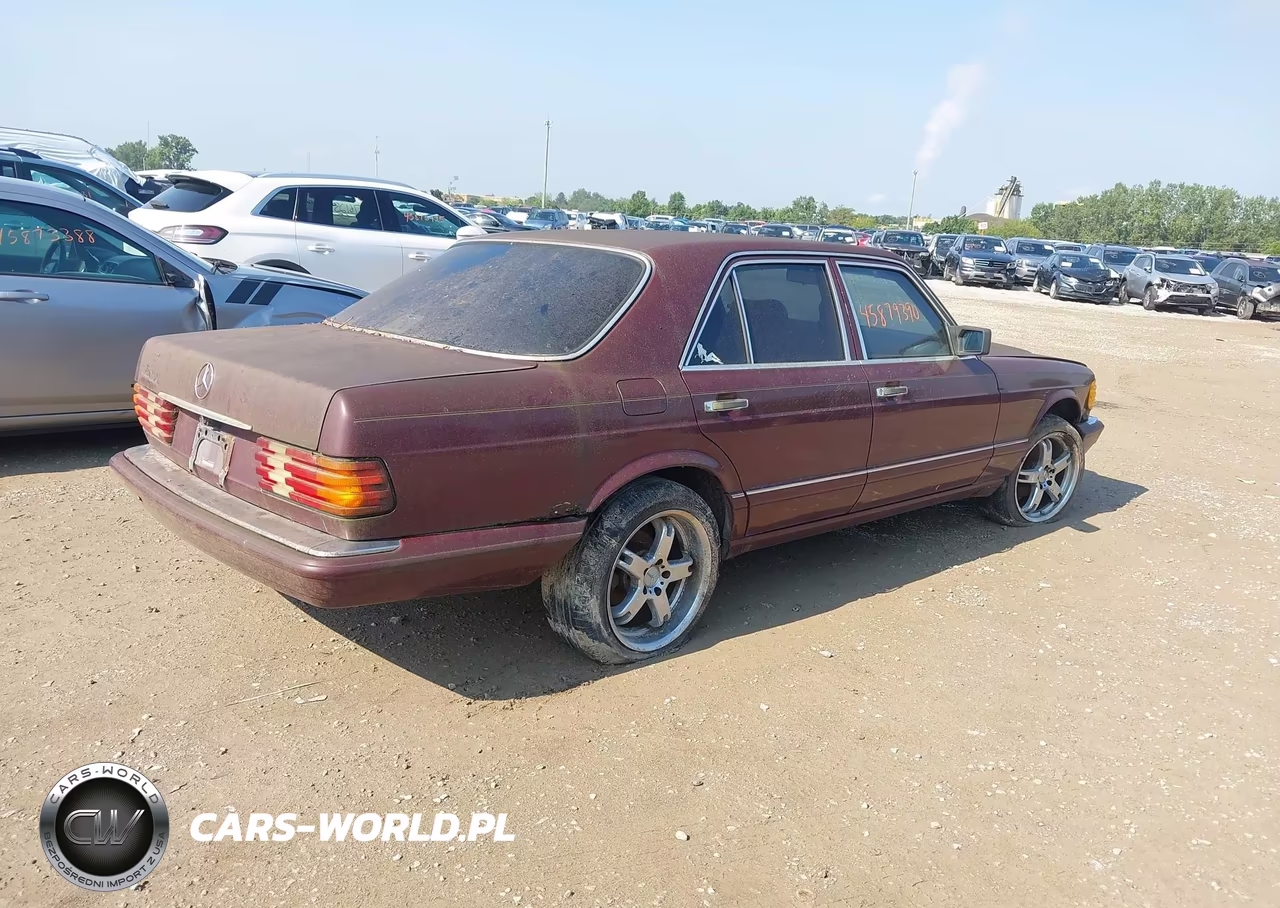 1991 Mercedes-Benz 300 Se VIN:WDBCA24D2MA598352 - 4
