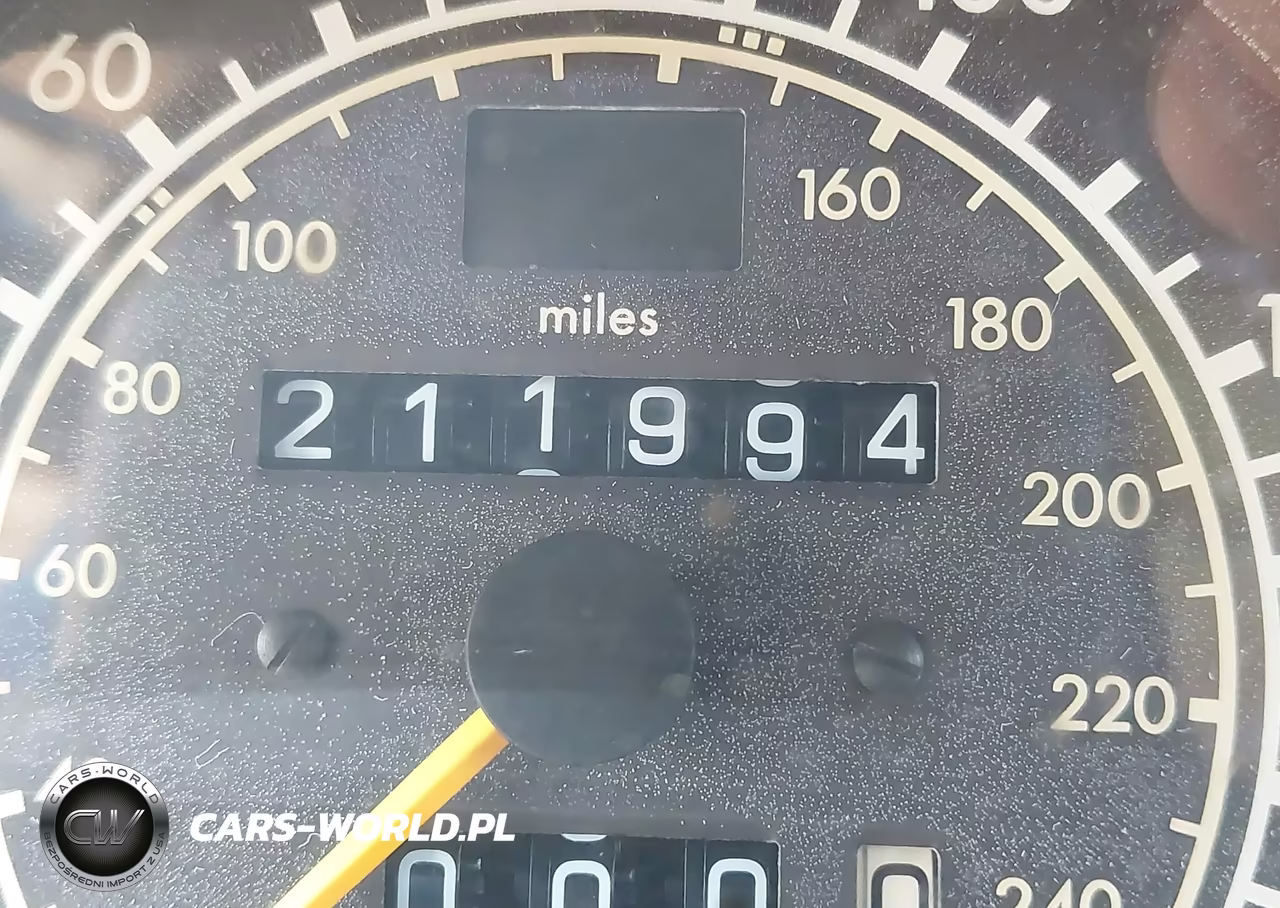 1991 Mercedes-Benz 300 Se VIN:WDBCA24D2MA598352 - 7