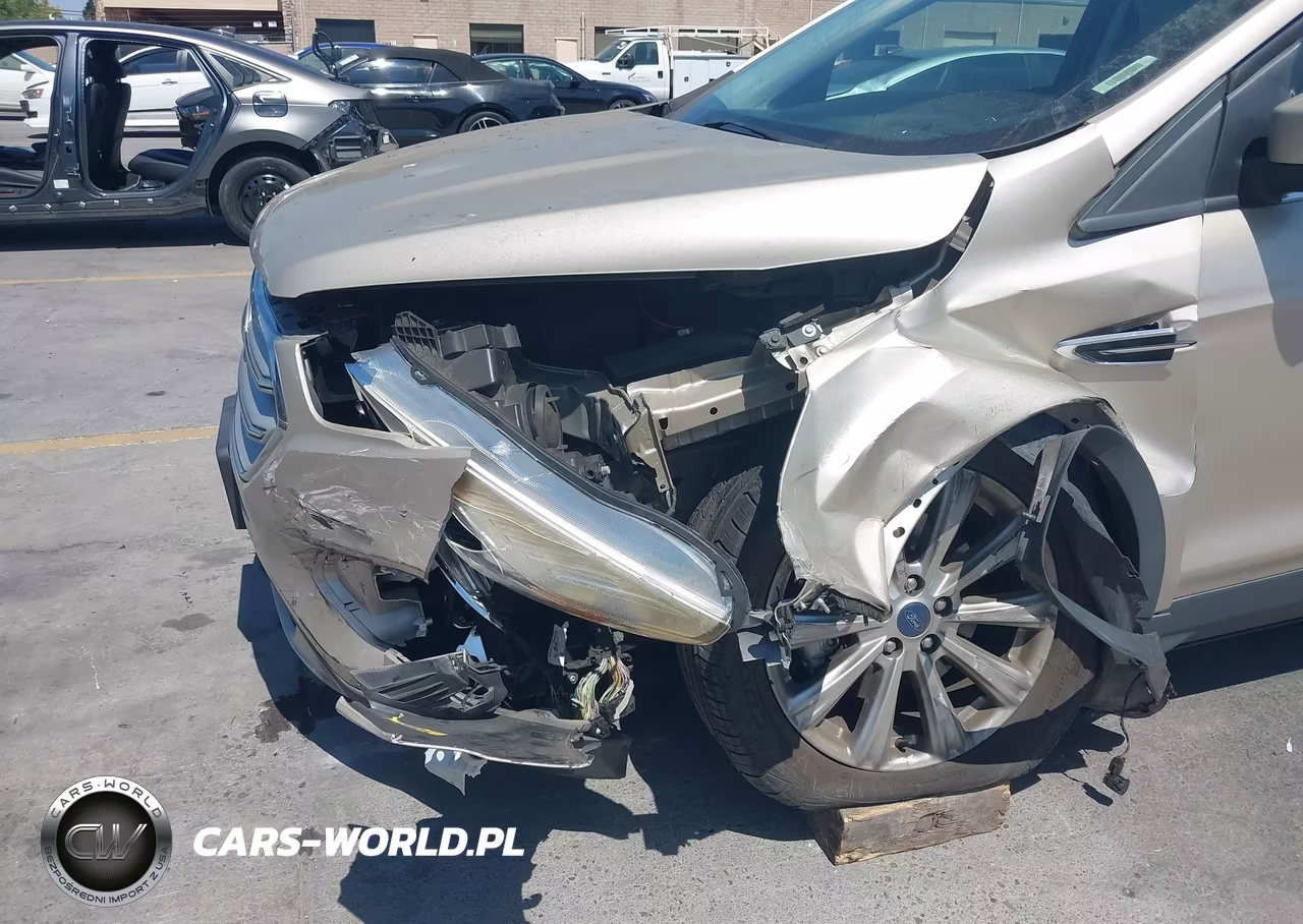 2018 Ford Escape Titanium VIN:1FMCU0J99JUA57155 - 13