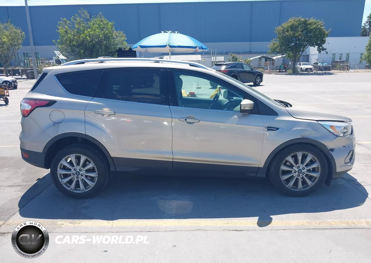 2018 Ford Escape Titanium VIN:1FMCU0J99JUA57155 - 16