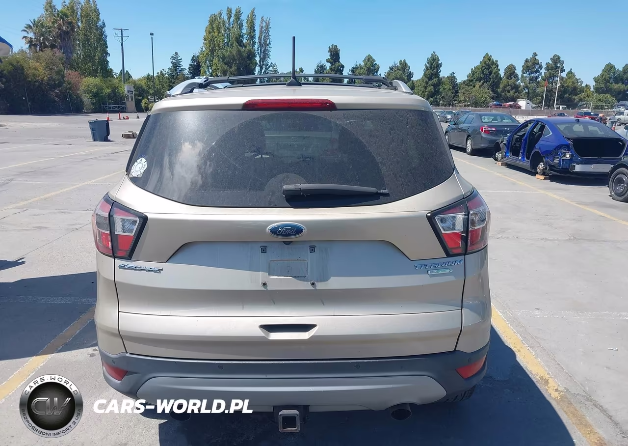2018 Ford Escape Titanium VIN:1FMCU0J99JUA57155 - 19