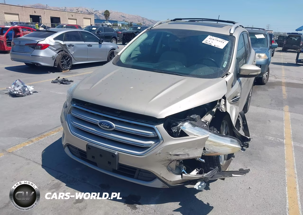 2018 Ford Escape Titanium VIN:1FMCU0J99JUA57155 - 6
