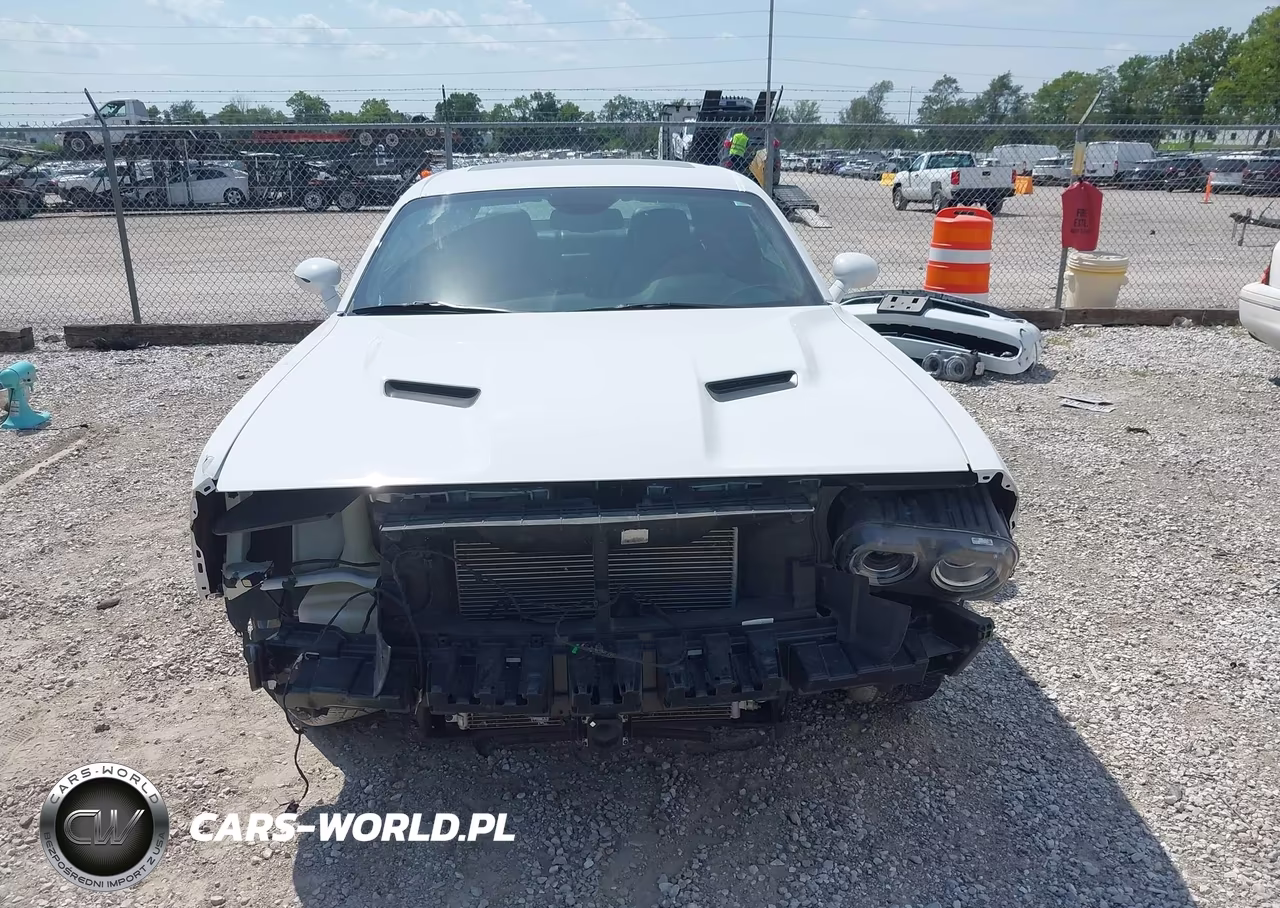2018 Dodge Challenger Sxt Plus VIN:2C3CDZAG0JH258893 - 13