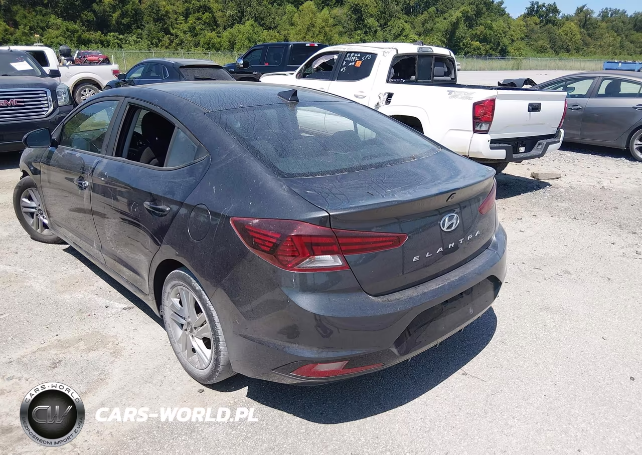 2020 Hyundai Elantra Sel VIN:5NPD84LFXLH566384 - 3