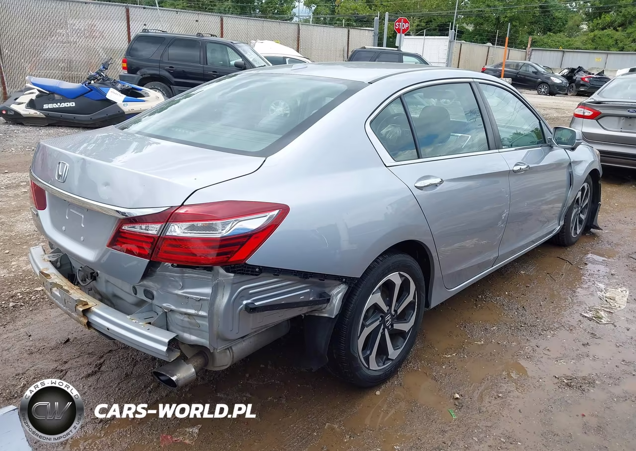 2017 Honda Accord Ex VIN:1HGCR2F72HA099611 - 4