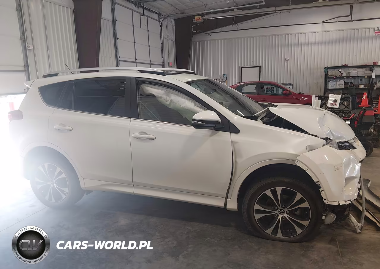 2015 Toyota Rav4 Limited VIN:JTMYFREV6FD062000 - 14