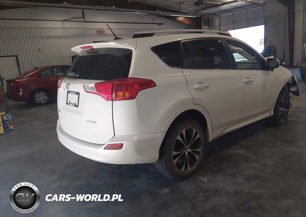 2015 Toyota Rav4 Limited VIN:JTMYFREV6FD062000 - 4