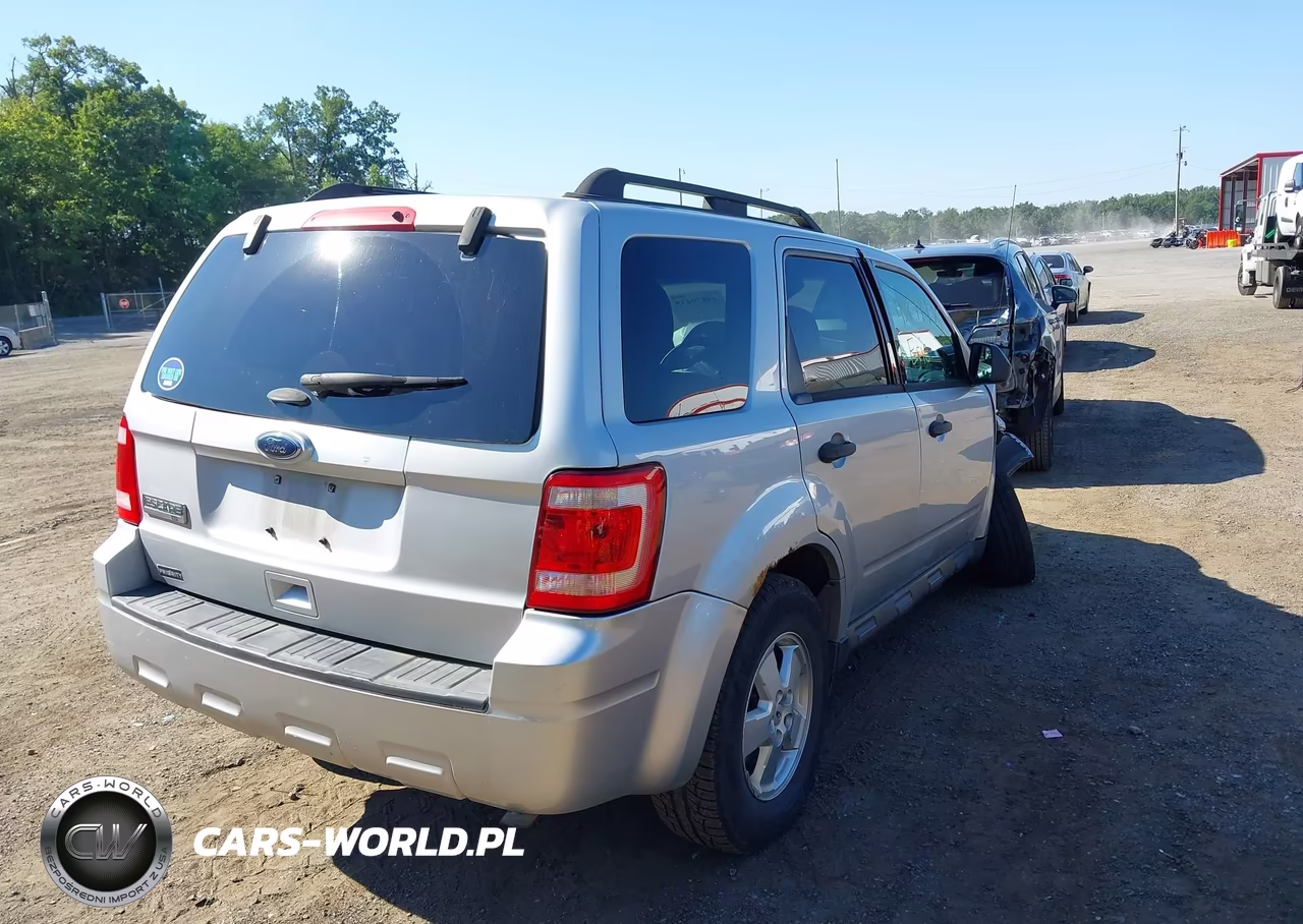 2012 Ford Escape Xlt VIN:1FMCU0D75CKA04736 - 4
