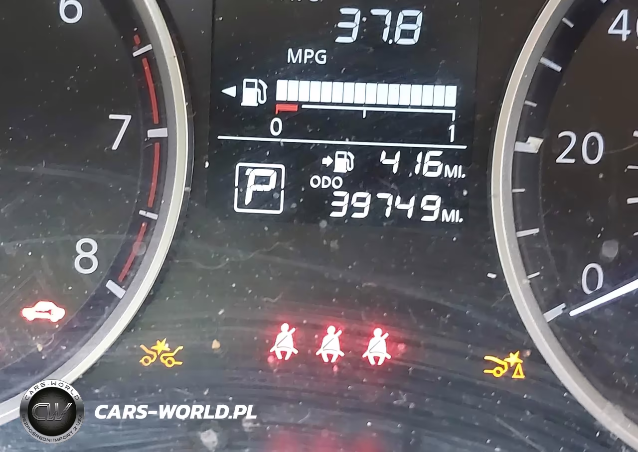 2024 Nissan Versa 1.6 S VIN:3N1CN8DVXRL923284 - 15