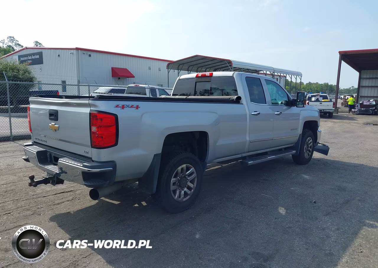 2015 Chevrolet Silverado 3500Hd Built After Aug 14 Ltz VIN:1GC5K0C84FZ501673 - 4