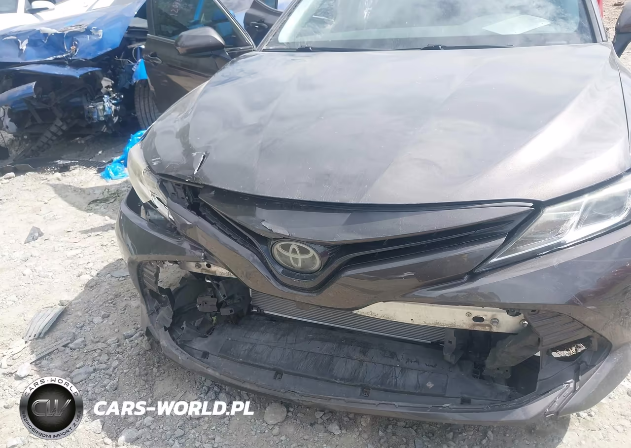 2018 Toyota Camry Le VIN:4T1B11HK7JU008085 - 6