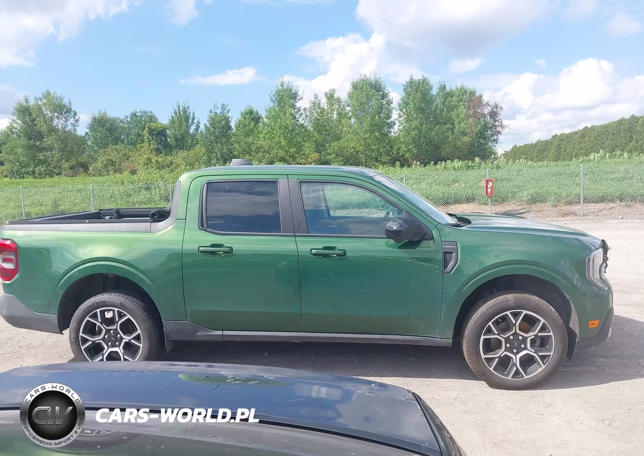 2025 Ford Maverick Lariat VIN:3FTTW8SA2SRB38058 - 13