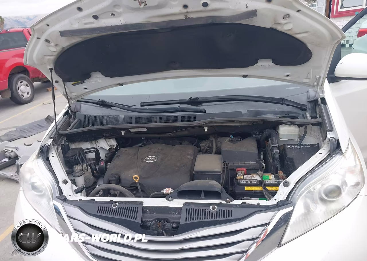 2017 Toyota Sienna Xle 7 Passenger VIN:5TDDZ3DC2HS169961 - 10