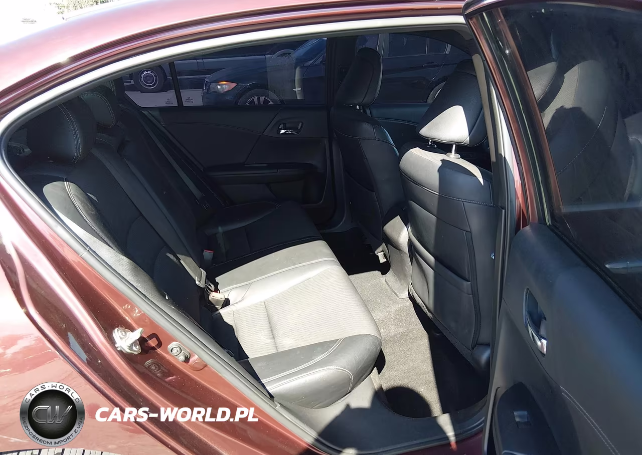 2017 Honda Accord Sport VIN:1HGCR2F62HA023037 - 8